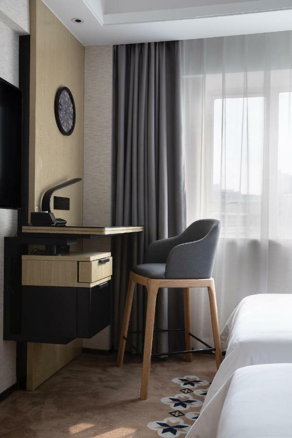 Paco Hotel Guangzhou Jiangtai Road Metro Branch Eksteriør bilde